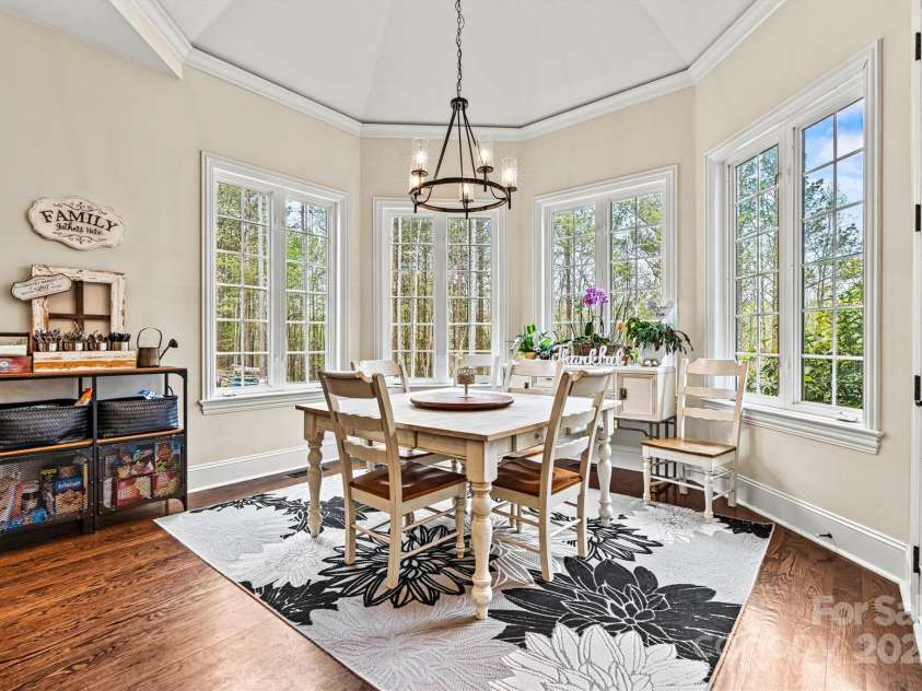 7509 Webbs Chapel Cove Court, Denver, NC 28037.  MLS# CAR4234853, YatesRealty ID 14408. Breakfast area