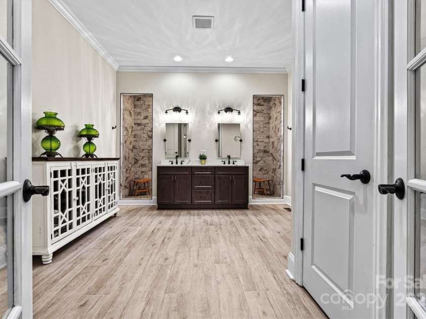 7509 Webbs Chapel Cove Court, Denver, NC 28037.  MLS# CAR4234853, YatesRealty ID 14408. Primary bathroom