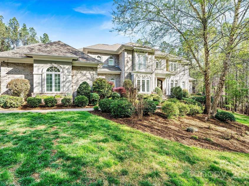 7509 Webbs Chapel Cove Court, Denver, NC 28037.  MLS# CAR4234853, YatesRealty ID 14408. Welcome home!