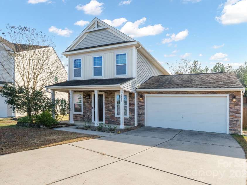 5707 Saint Adriens Way, Concord, NC 28025.  MLS# CAR4327067, YatesRealty ID 1441. 