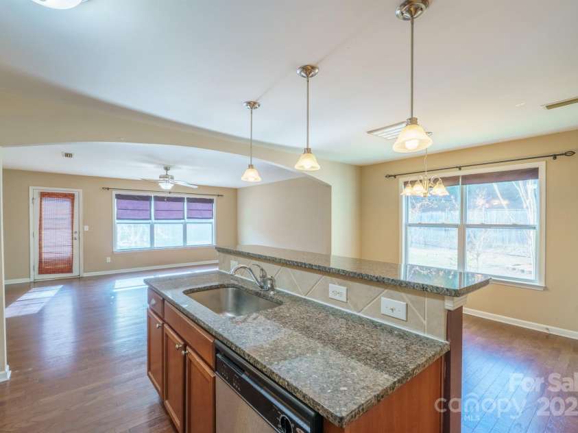 5707 Saint Adriens Way, Concord, NC 28025.  MLS# CAR4327067, YatesRealty ID 1441. 