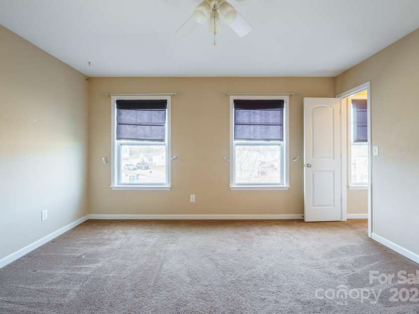 5707 Saint Adriens Way, Concord, NC 28025.  MLS# CAR4327067, YatesRealty ID 1441. 