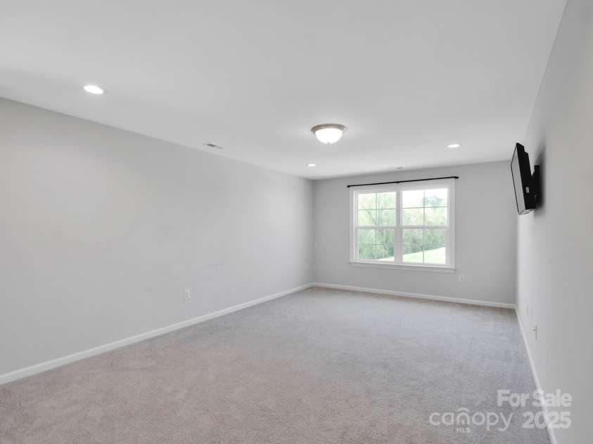 2108 Sabra Street, Gastonia, NC 28054.  MLS# CAR4244638, YatesRealty ID 14412. 