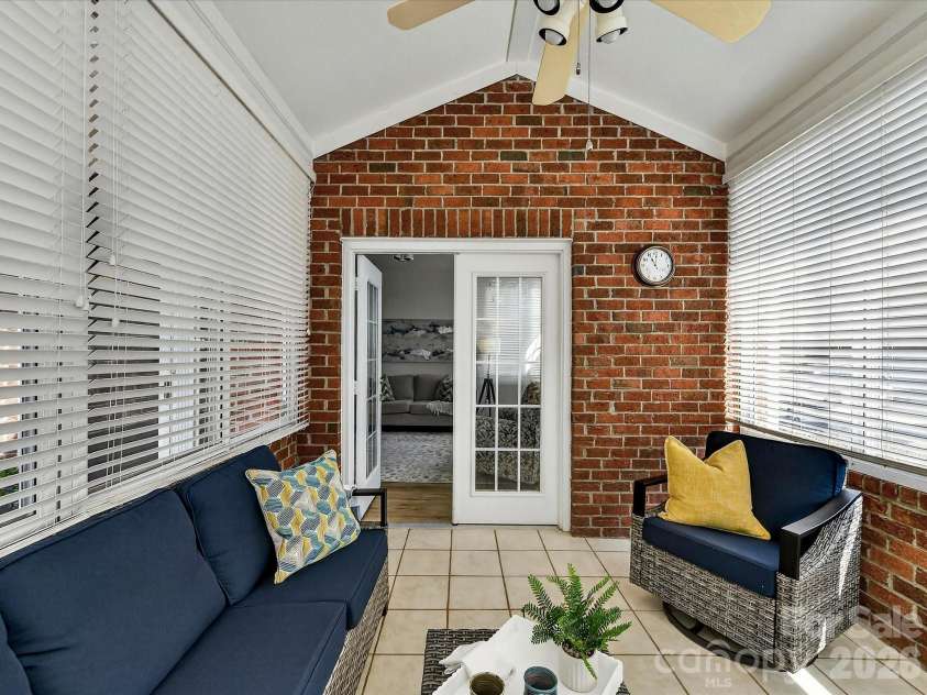 8568 Windsor Ridge Drive, Charlotte, NC 28277.  MLS# CAR4350318, YatesRealty ID 14412. 