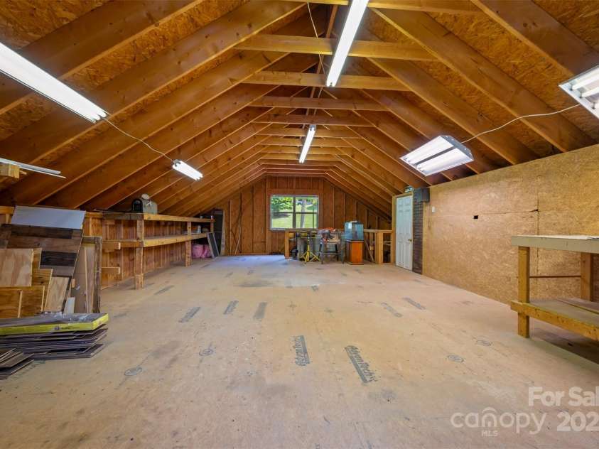 2 Candlestick Drive, Zirconia, NC 28790.  MLS# CAR4260834, YatesRealty ID 14413. 