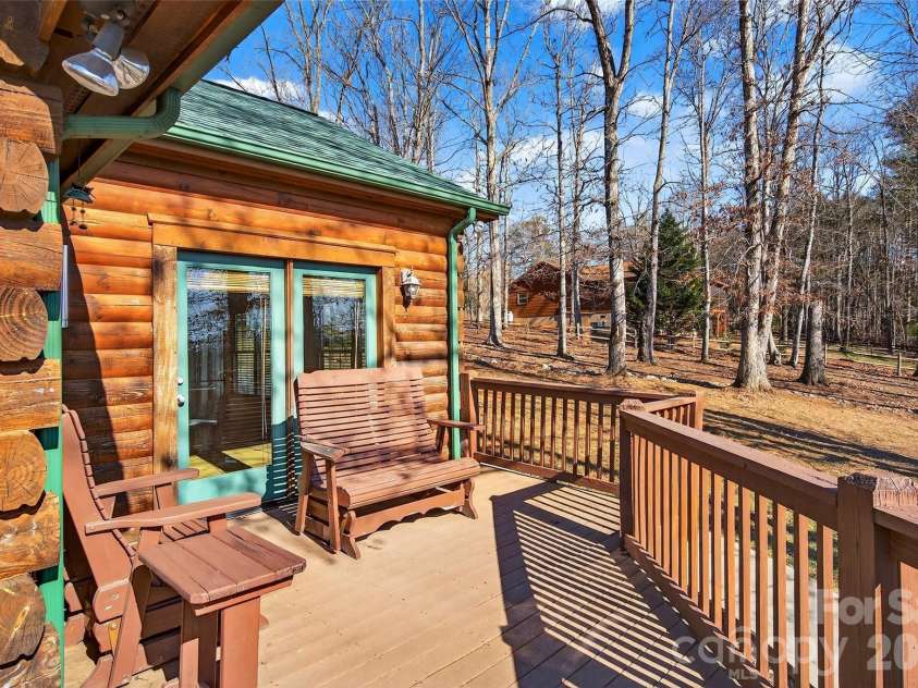 28 Outback Trail, Nebo, NC 28761.  MLS# CAR4349163, YatesRealty ID 14413. 