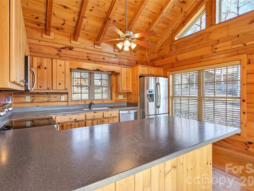 28 Outback Trail, Nebo, NC 28761.  MLS# CAR4349163, YatesRealty ID 14413. 
