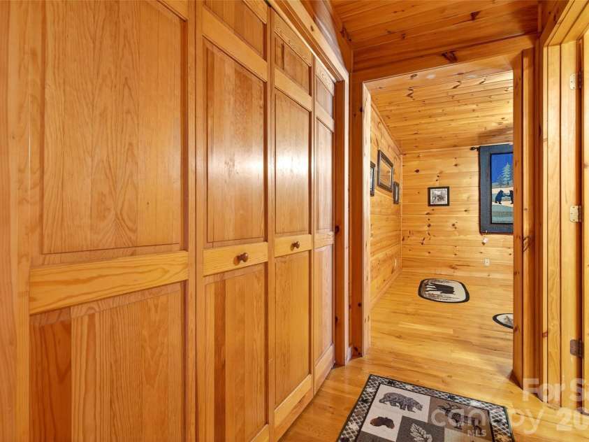 28 Outback Trail, Nebo, NC 28761.  MLS# CAR4349163, YatesRealty ID 14413. 
