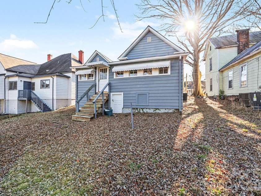 602 Carolina Avenue, Spencer, NC 28159.  MLS# CAR4336618, YatesRealty ID 14414. 