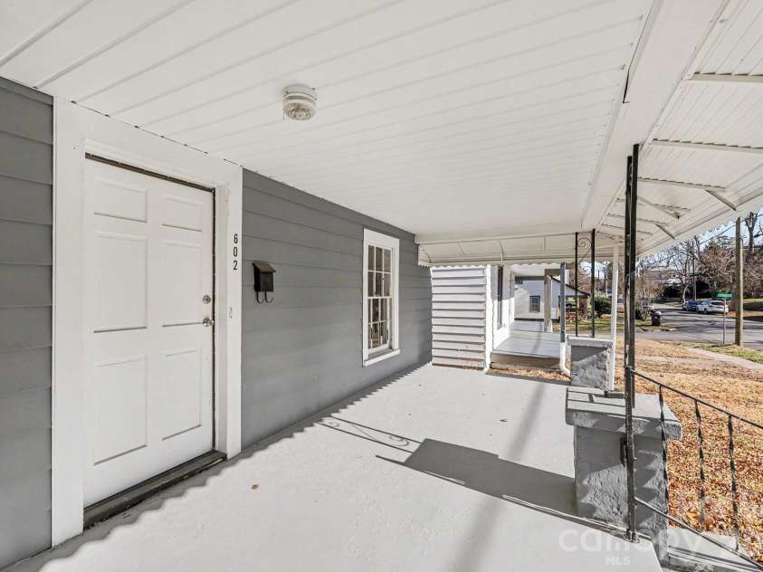 602 Carolina Avenue, Spencer, NC 28159.  MLS# CAR4336618, YatesRealty ID 14414. 