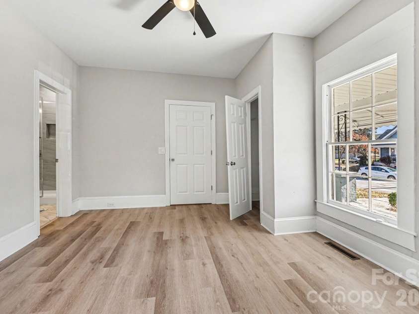 602 Carolina Avenue, Spencer, NC 28159.  MLS# CAR4336618, YatesRealty ID 14414. 