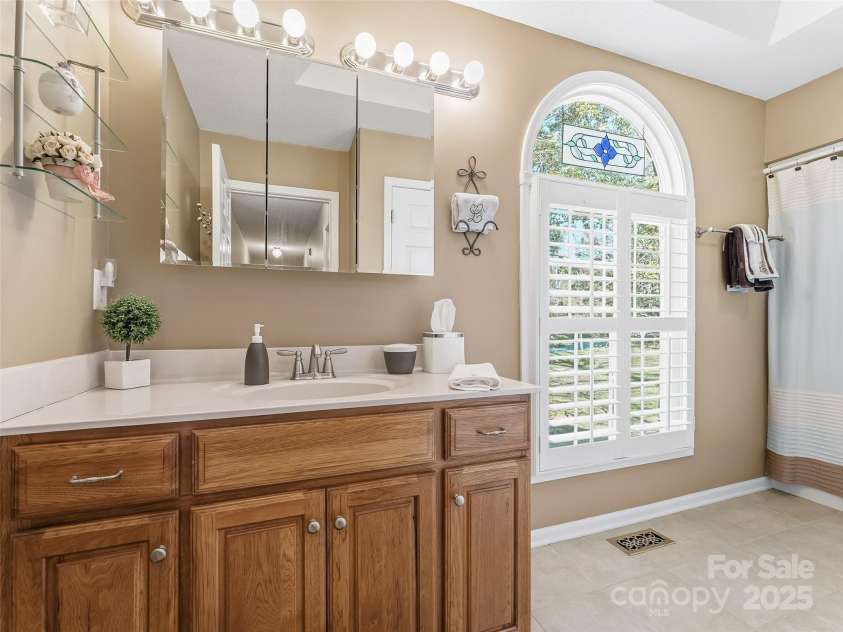 1340 Macedonia Road, Saluda, NC 28773.  MLS# CAR4312295, YatesRealty ID 14415. 