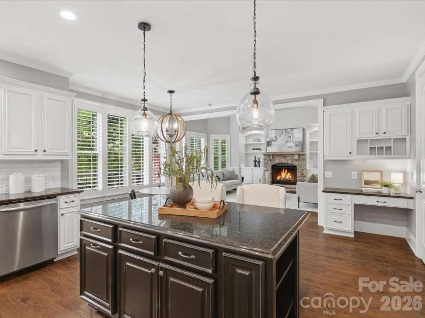 1007 Ainsdale Drive, Matthews, NC 28104.  MLS# CAR4367996, YatesRealty ID 14416. 