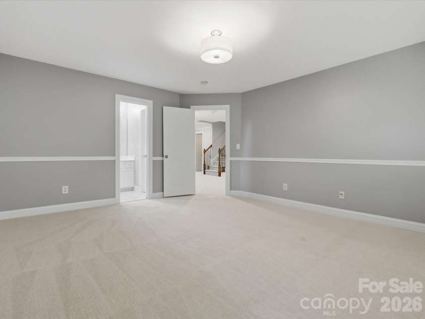 1007 Ainsdale Drive, Matthews, NC 28104.  MLS# CAR4367996, YatesRealty ID 14416. 