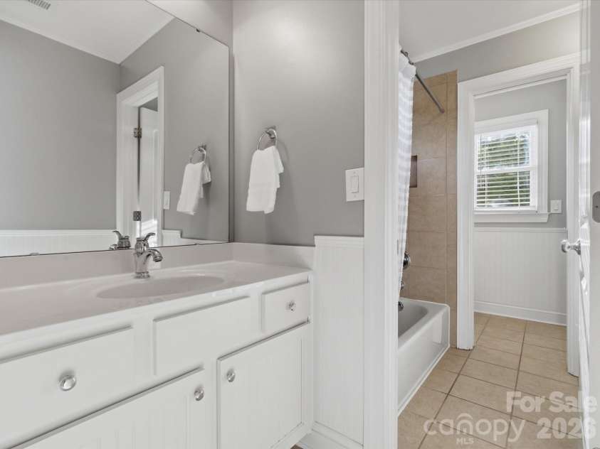 1007 Ainsdale Drive, Matthews, NC 28104.  MLS# CAR4367996, YatesRealty ID 14416. 