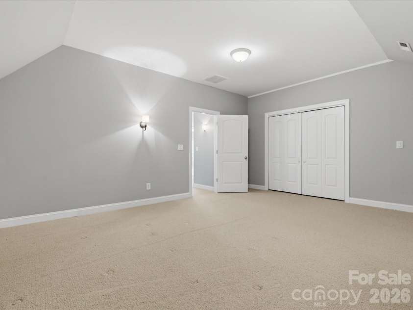 1007 Ainsdale Drive, Matthews, NC 28104.  MLS# CAR4367996, YatesRealty ID 14416. 