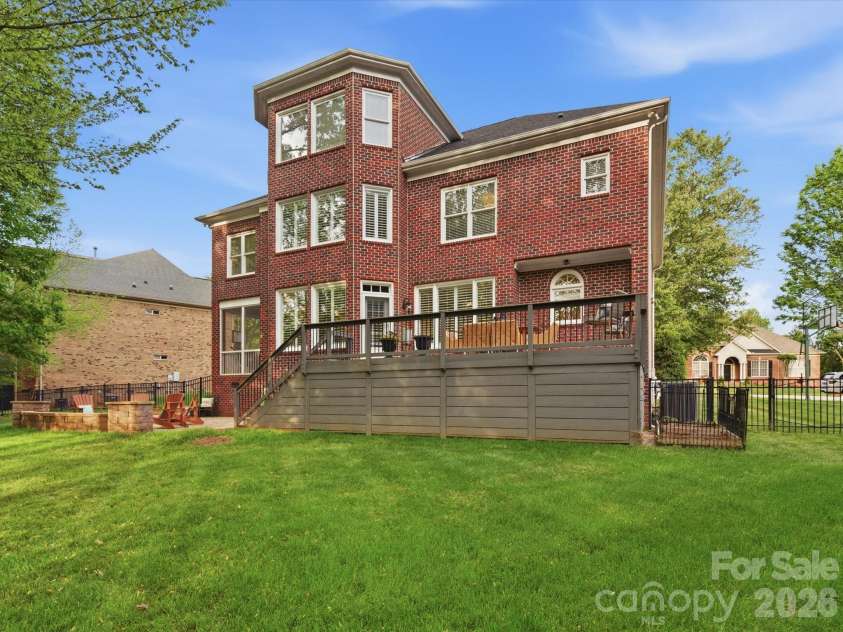 1007 Ainsdale Drive, Matthews, NC 28104.  MLS# CAR4367996, YatesRealty ID 14416. 