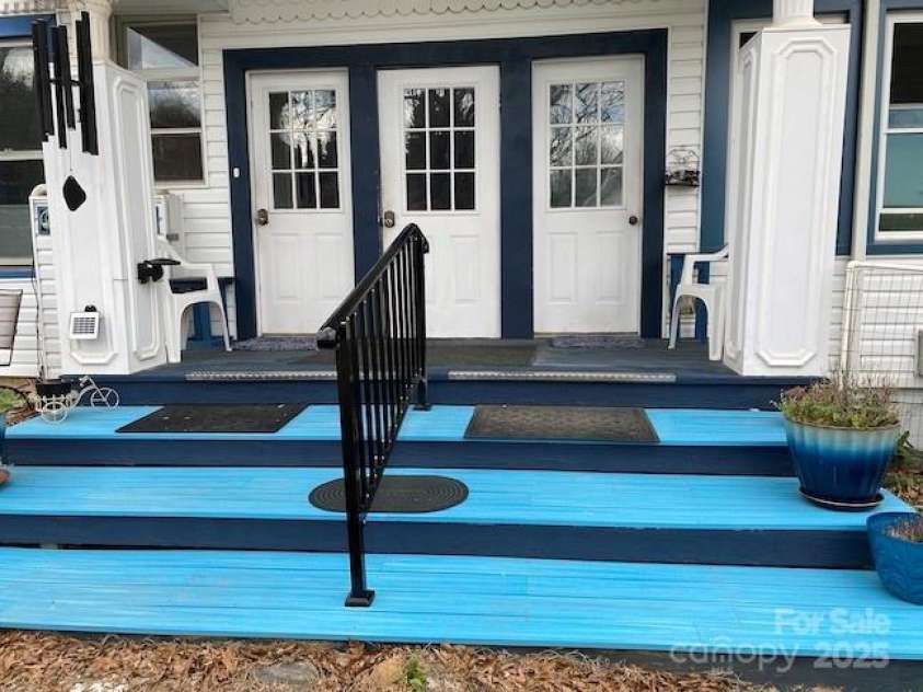 11 Old Candler Town Road, Candler, NC 28715.  MLS# CAR4243958, YatesRealty ID 14416. 