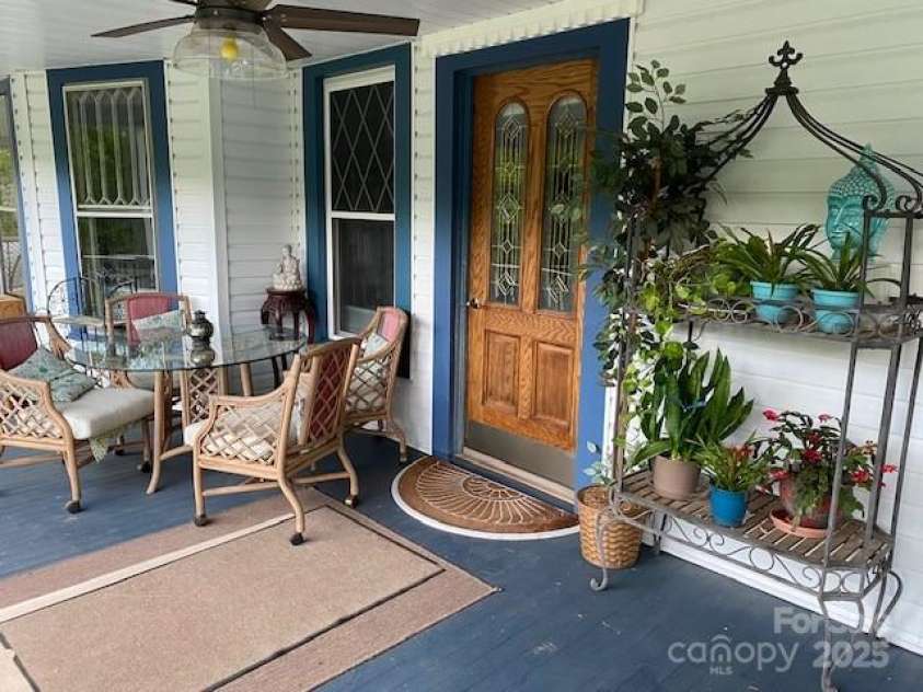 11 Old Candler Town Road, Candler, NC 28715.  MLS# CAR4243958, YatesRealty ID 14416. 