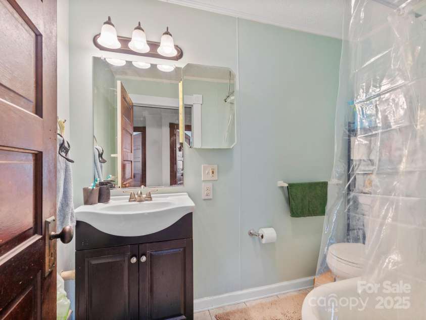 11 Old Candler Town Road, Candler, NC 28715.  MLS# CAR4243958, YatesRealty ID 14416. 