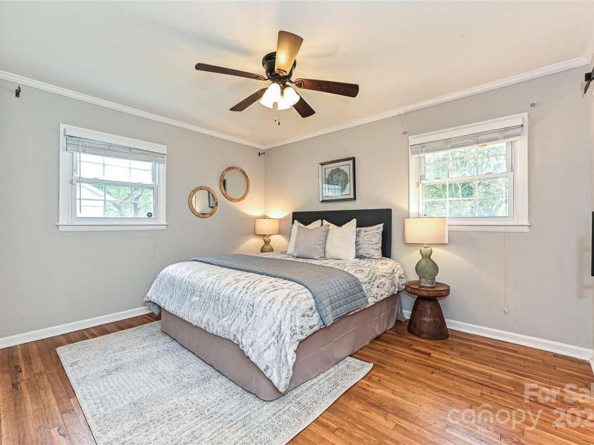 3701 Slagle Drive, Charlotte, NC 28215.  MLS# CAR4243621, YatesRealty ID 14417. Primary bedroom