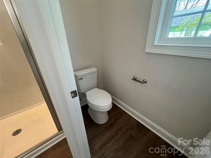 403 E 21st Street, Kannapolis, NC 28083.  MLS# CAR4365656, YatesRealty ID 14418. H20 Closet