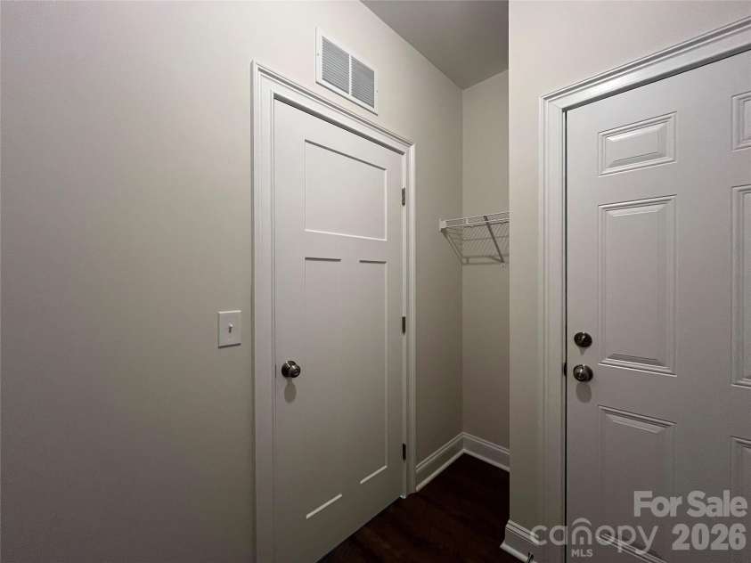 403 E 21st Street, Kannapolis, NC 28083.  MLS# CAR4365656, YatesRealty ID 14418. Laundry Room