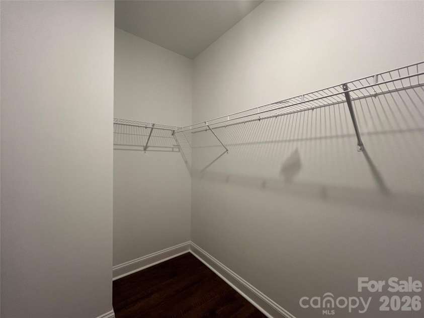403 E 21st Street, Kannapolis, NC 28083.  MLS# CAR4365656, YatesRealty ID 14418. Walk-in Closet