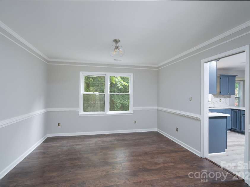 1013 Doby Springs Drive, Charlotte, NC 28262.  MLS# CAR4259903, YatesRealty ID 14420. 