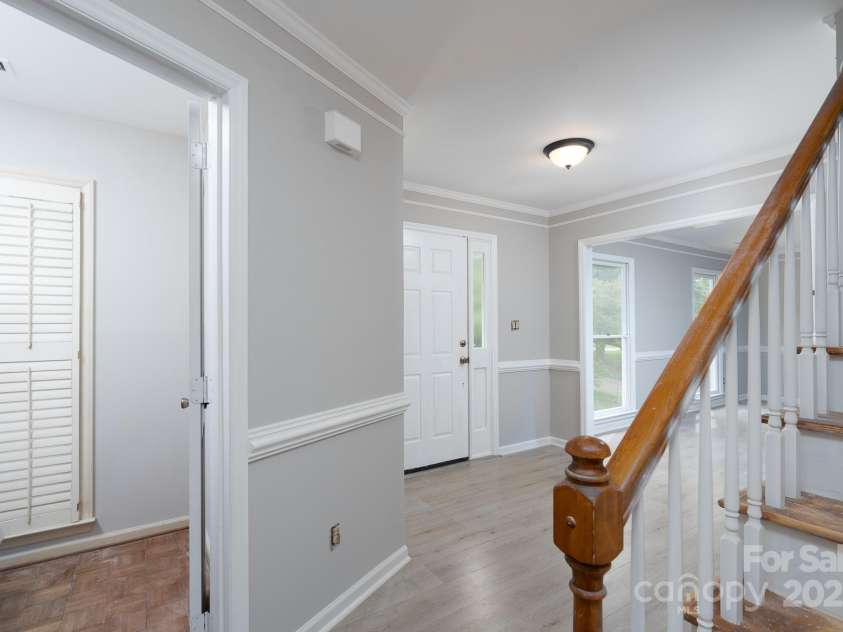 1013 Doby Springs Drive, Charlotte, NC 28262.  MLS# CAR4259903, YatesRealty ID 14420. 