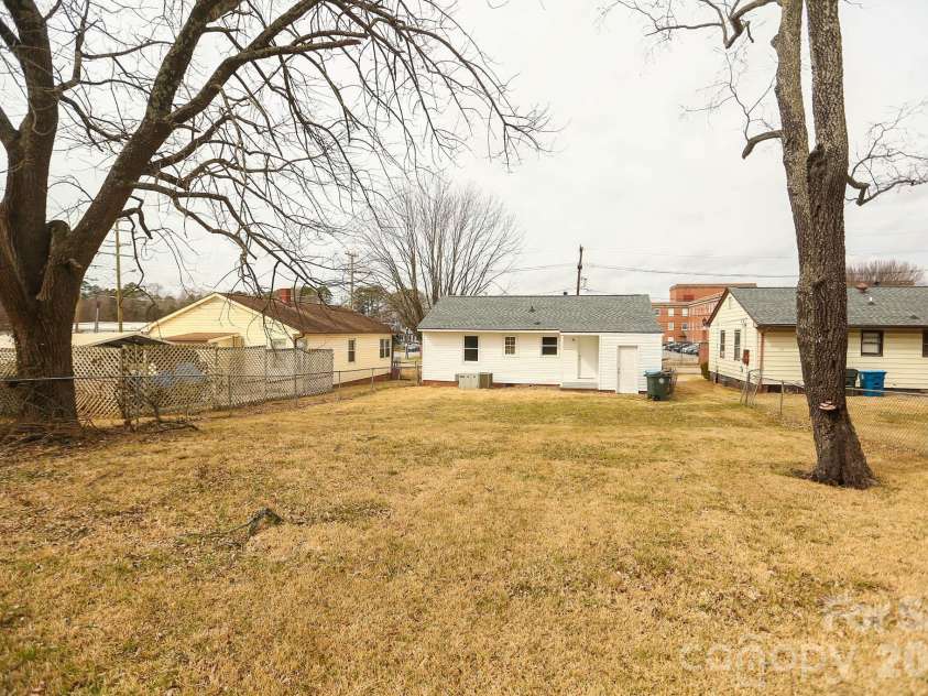 1304 Brenner Avenue, Salisbury, NC 28144.  MLS# CAR4348949, YatesRealty ID 14420. 