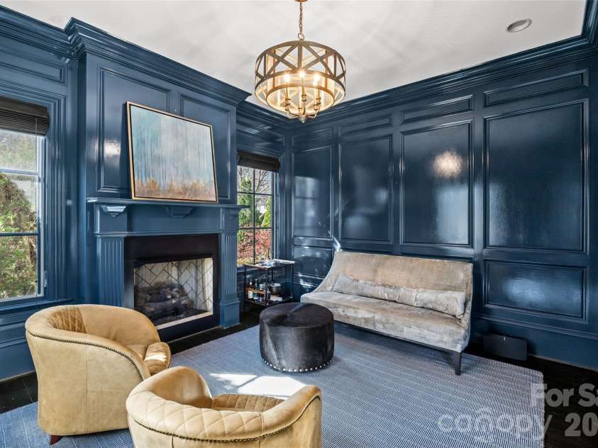 1794 Sterling Road, Charlotte, NC 28209.  MLS# CAR4356734, YatesRealty ID 14422. 