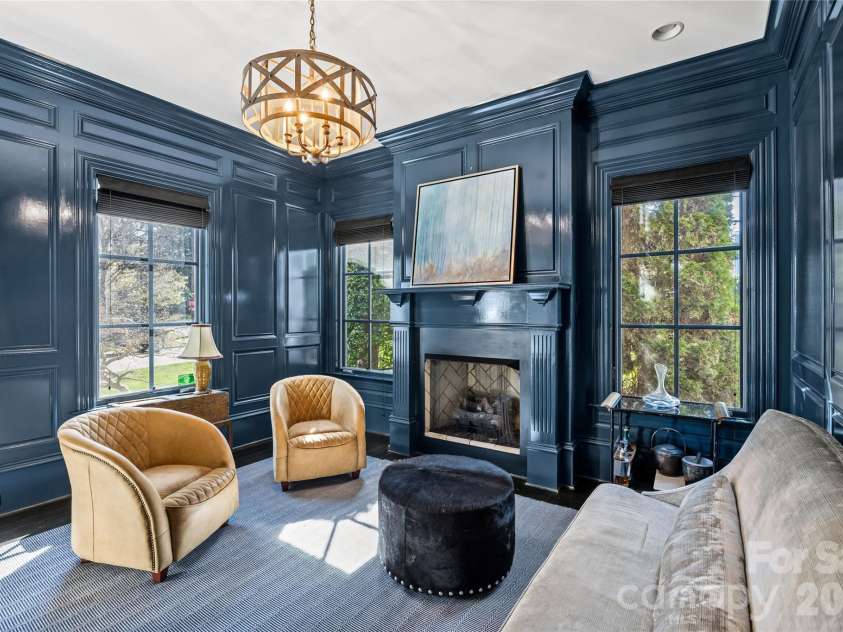 1794 Sterling Road, Charlotte, NC 28209.  MLS# CAR4356734, YatesRealty ID 14422. 