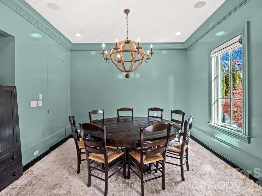 1794 Sterling Road, Charlotte, NC 28209.  MLS# CAR4356734, YatesRealty ID 14422. 