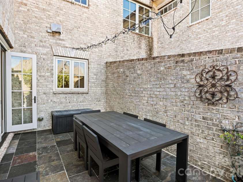 1794 Sterling Road, Charlotte, NC 28209.  MLS# CAR4356734, YatesRealty ID 14422. 