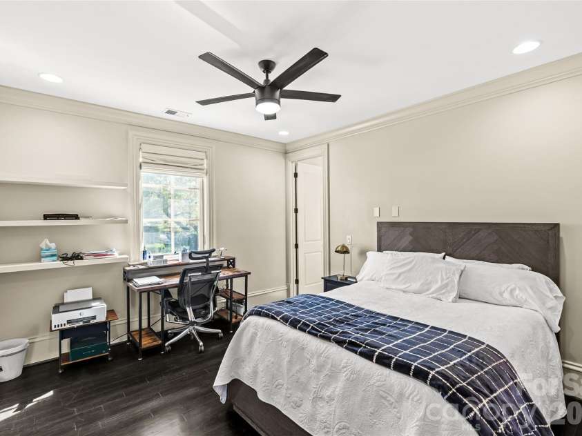 1794 Sterling Road, Charlotte, NC 28209.  MLS# CAR4356734, YatesRealty ID 14422. 