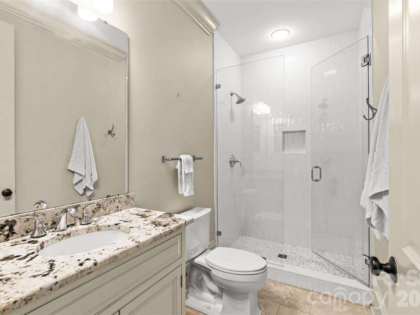 1794 Sterling Road, Charlotte, NC 28209.  MLS# CAR4356734, YatesRealty ID 14422. 