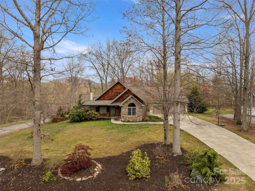 303 Forest Place, Candler, NC 28715.  MLS# CAR4245999, YatesRealty ID 14422. 