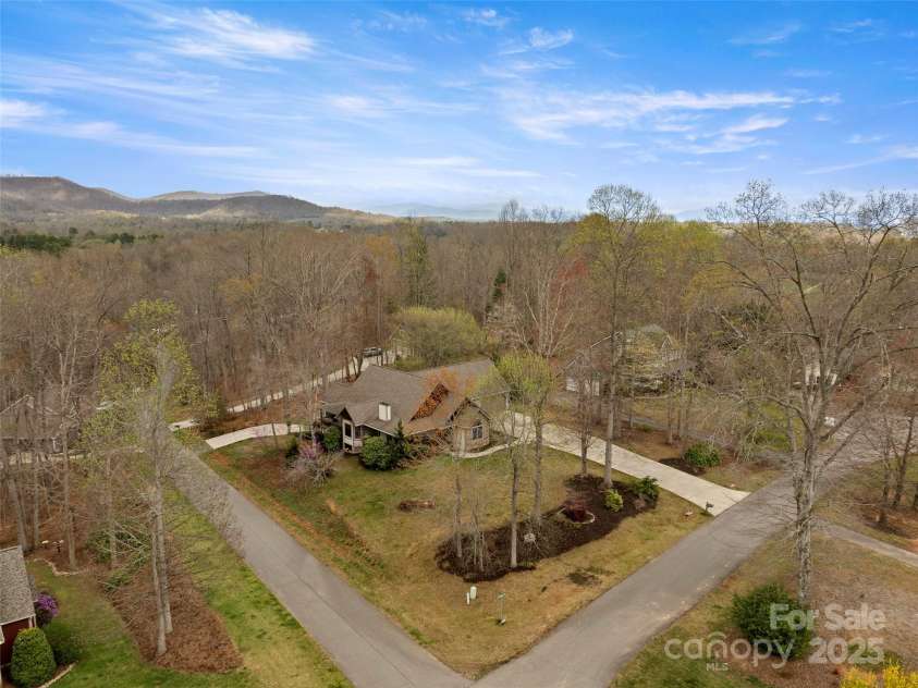 303 Forest Place, Candler, NC 28715.  MLS# CAR4245999, YatesRealty ID 14422. 