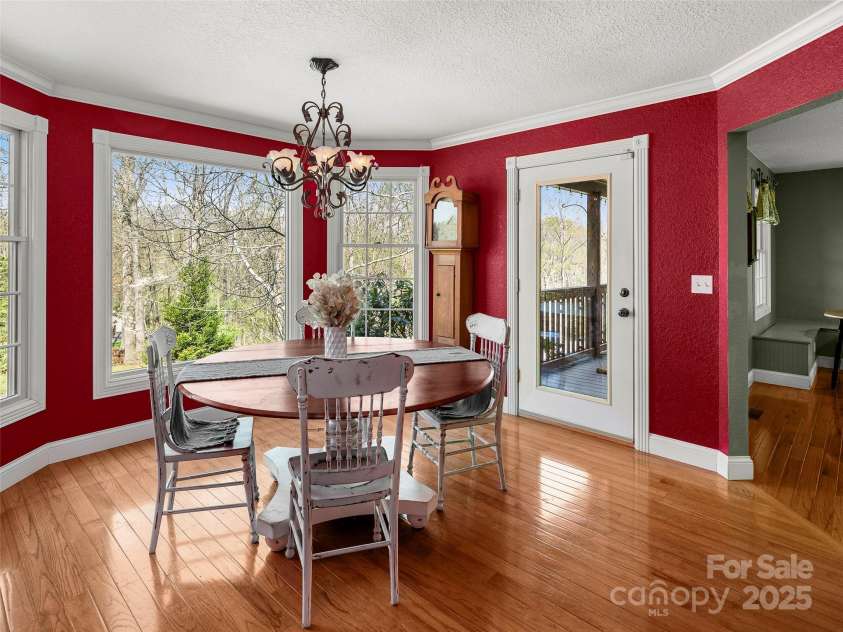 303 Forest Place, Candler, NC 28715.  MLS# CAR4245999, YatesRealty ID 14422. 