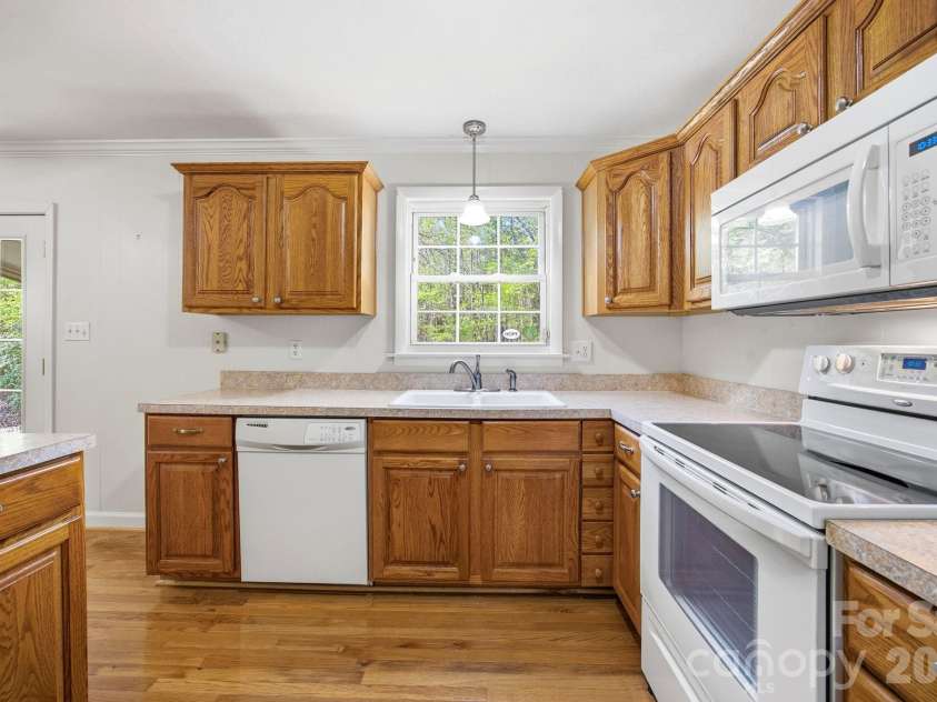 101 Spruce Drive, Salisbury, NC 28147.  MLS# CAR4367850, YatesRealty ID 14423. 