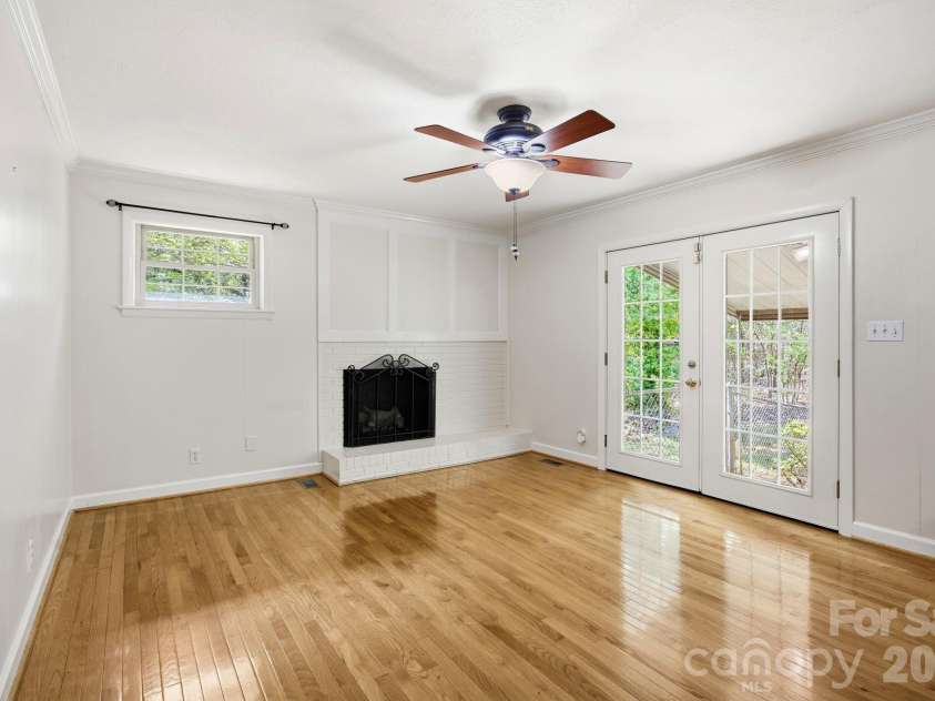 101 Spruce Drive, Salisbury, NC 28147.  MLS# CAR4367850, YatesRealty ID 14423. 