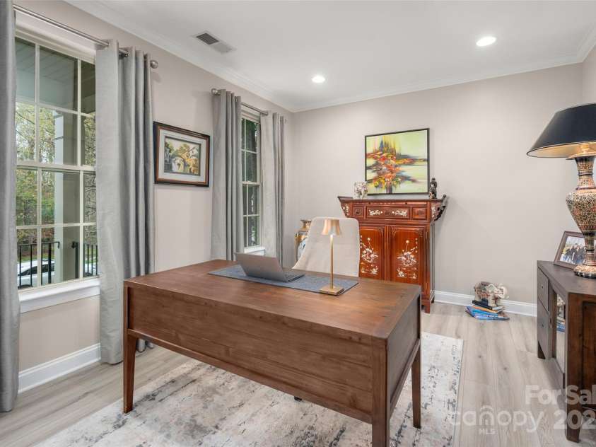 10823 Preservation Park Drive, Charlotte, NC 28214.  MLS# CAR4241793, YatesRealty ID 14423. 