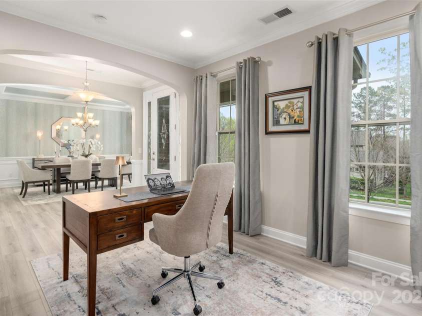 10823 Preservation Park Drive, Charlotte, NC 28214.  MLS# CAR4241793, YatesRealty ID 14423. 