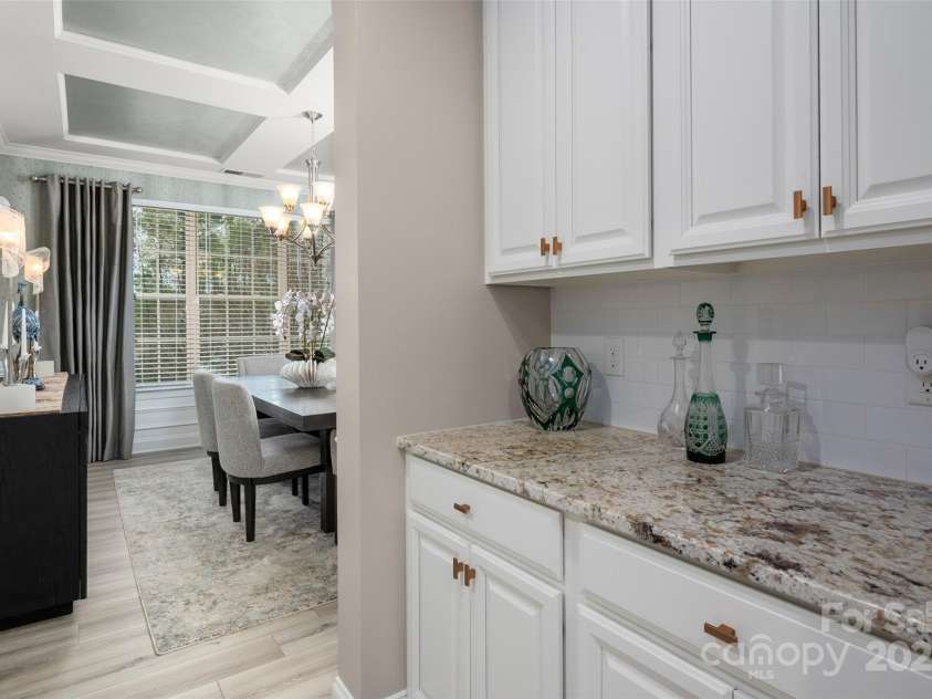 10823 Preservation Park Drive, Charlotte, NC 28214.  MLS# CAR4241793, YatesRealty ID 14423. 