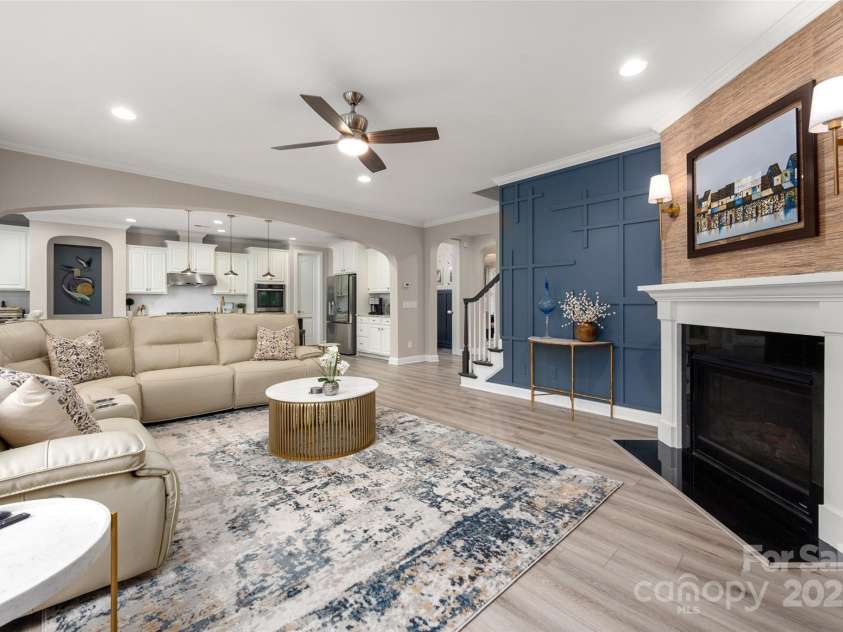 10823 Preservation Park Drive, Charlotte, NC 28214.  MLS# CAR4241793, YatesRealty ID 14423. 