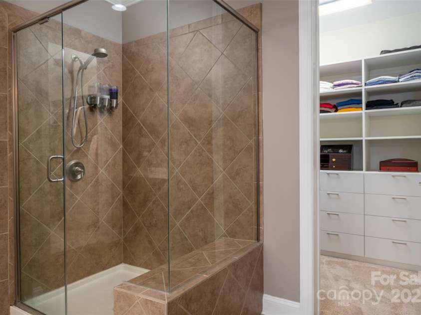 10823 Preservation Park Drive, Charlotte, NC 28214.  MLS# CAR4241793, YatesRealty ID 14423. 