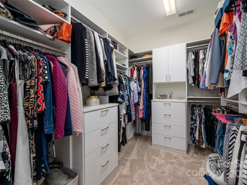 10823 Preservation Park Drive, Charlotte, NC 28214.  MLS# CAR4241793, YatesRealty ID 14423. 