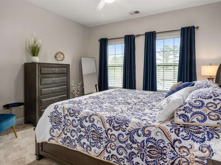 10823 Preservation Park Drive, Charlotte, NC 28214.  MLS# CAR4241793, YatesRealty ID 14423. 