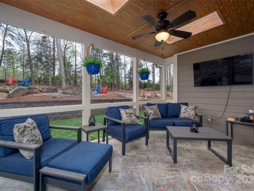 10823 Preservation Park Drive, Charlotte, NC 28214.  MLS# CAR4241793, YatesRealty ID 14423. 